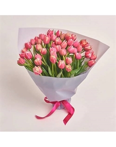 Букет из 51 розового пионовидного тюльпана в сиреневой пленке Azalianow цветы. подарки. декор