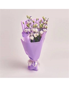 Букет из 5 бело-синих лизиантусов в пленке Azalianow цветы. подарки. декор