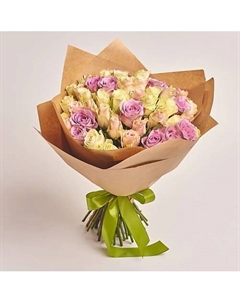 Букет из 51 разноцветной розы оформленных в крафт Azalianow цветы. подарки. декор