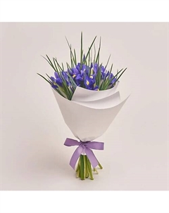 Букет из 15 ирисов в упаковке Azalianow цветы. подарки. декор