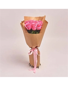 Изящный букет из 11 розовых роз 40 см в крафте Azalianow цветы. подарки. декор