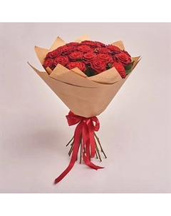 Букет из 25 красных роз Ред Наоми в крафте Azalianow цветы. подарки. декор