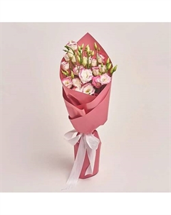 Букет из 5 бело - розовых лизиантусов в розовой пленке Azalianow цветы. подарки. декор