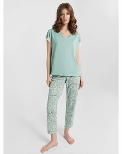 Комплект женский (футболка, капри) Mark formelle