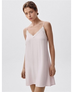 Вискозная ночная сорочка с кружевом Sela