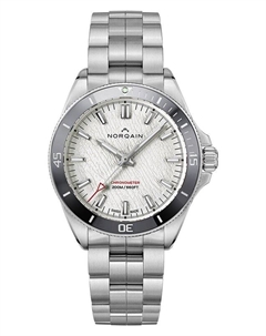 Часы Adventure Neverest Glacier Norqain