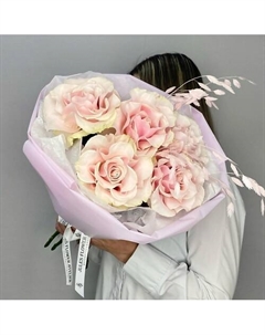 Французские розы Пинк Мондиаль с хасмантиумом Jules flower atelier
