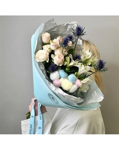 «Tin woodman» комплимент из нежных пионовидных роз с хлопком Jules flower atelier