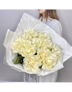 «Персея» букет из белых французских роз Мондиаль Jules flower atelier