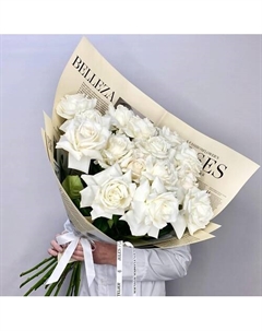 Букет из французских белых роз Плайя Бланка Jules flower atelier