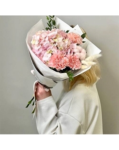 «Сахарная вата» букет из гортензии со статицей и лагурусом Jules flower atelier