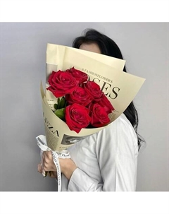 Букет из красных роз Jules flower atelier