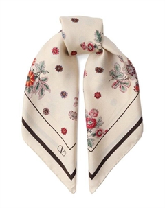 Шелковый платок Valentino