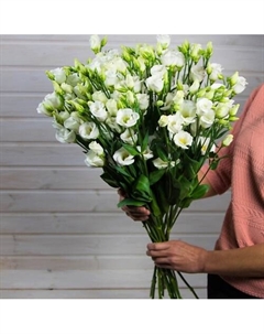 Букет из 15 эустом Пять цветов