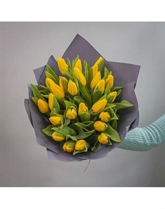 Букет 25 желтых тюльпанов Пять цветов