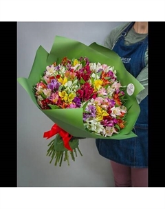 Букет из 51 альстромерии микс Пять цветов
