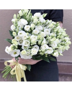 Букет из 35 эустом Пять цветов