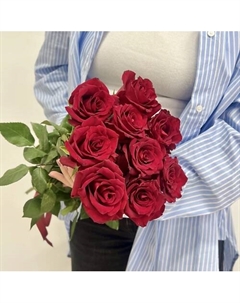 Букет живых цветов из 9 красных роз под ленту, Эквадор 50 см Пять цветов