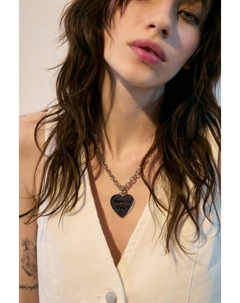 Цепочка на шею с сердцем и надписью Befree