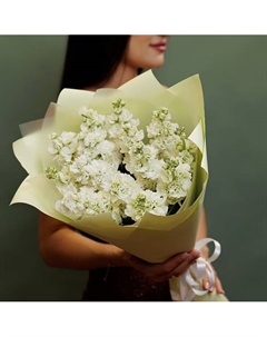 15 белых маттиол Букетная лавка