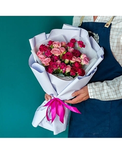 Микс кустовых роз в розовых тонах Цветник цветы и подарки