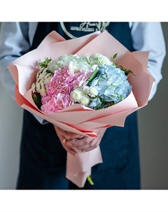 Микс гортензии с сантини в нежном оформлении Цветник цветы и подарки