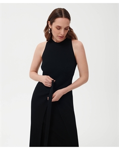 Платье вязаное полуприлегающего силуэта макси черное Glvr