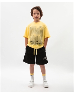 Шорты для мальчика черные с принтом трикотажные Gulliver