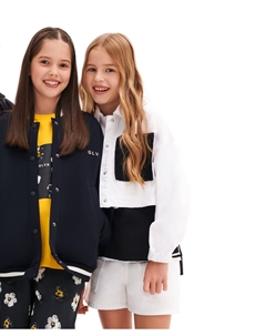 Шорты джинсовые с накладными карманами белые для девочек Gulliver