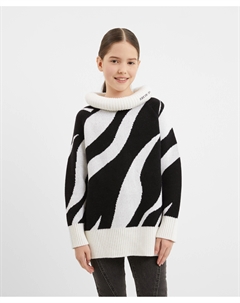 Свитер вязаный тёплый с объёмной горловиной чёрно-белый для девочки Gulliver