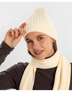 Шапка вязаная с отворотом молочная детская Button blue