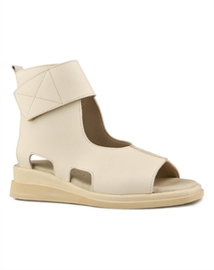 Женские летние ботинки бежевого цвета на платформе Tendenz