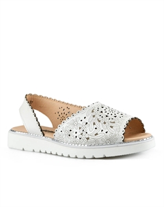 Женские повседневные босоножки белые Tendenz