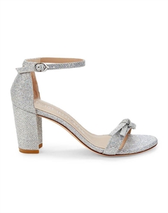 Сандалии почти телесного цвета с текстурированным ремешком на щиколотке и бантом, серебро Stuart weitzman