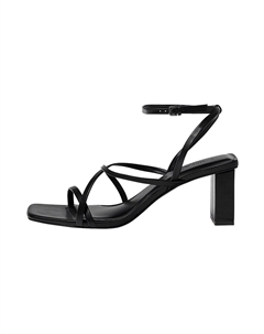 Сандалии с ремешками, черный Pull & bear