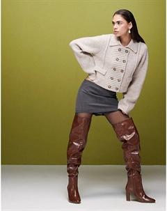 Сапоги Kaia на блочном каблуке с оборками выше колена в коричневом цвете Asos design