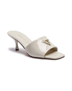 Сандалии женские лакированные на каблуке, экрю Guess