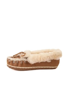 Тапочки Womens Ultimate Sheepskin Slipper, цвет Tan Minnetonka