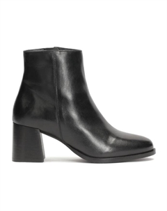 Сапоги на широком каблуке в минималистическом стиле., черный Kazar