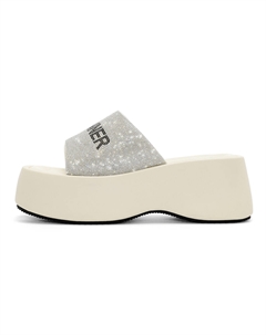 Шлепанцы женские бежевые C°banner