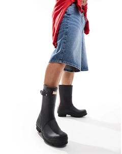 Оригинальные короткие резиновые сапоги с трехцветным логотипом сзади черного цвета Hunter