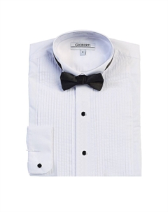 Kid: Белая классическая рубашка-смокинг с воротником-крылышкой, галстуком-бабочкой и металлическими заклепками, белый Gioberti