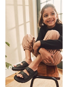 Сандалии на толстой подошве и двойным ремешком, черный Next