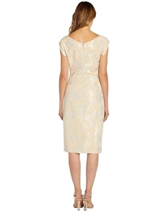 Платье Cap Sleeve Stretch Leaf Jacquard Cocktail Dress, цвет Champagne Adrianna papell