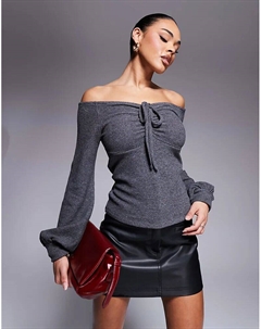 Очень мягкий топ-бардо со сборками серого цвета Asos design