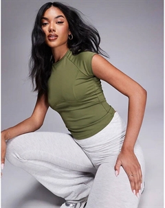 Полиамидная футболка с контрастной вставкой под грудью оливкового цвета Asos design