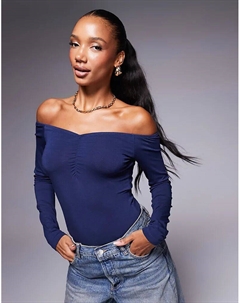 Темно-синее боди со сборками и открытыми плечами спереди Asos design