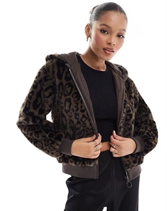 Куртка-бомбер STR из искусственного меха с капюшоном на молнии и леопардовым принтом Stradivarius