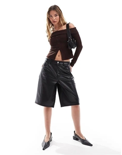 Шорты-бермуды из искусственной кожи черного цвета Asos design