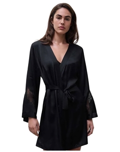 Шелковистое на ощупь кимоно-халат с цветочным кружевом и прозрачными вставками Линия Legend, черный Chantelle